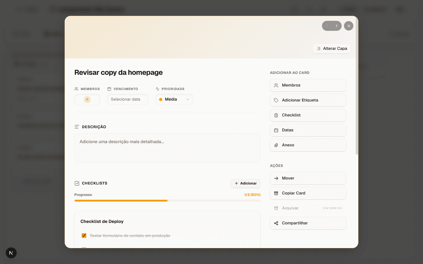 Modal de detalhes de um cartão mostrando checklist e comentário